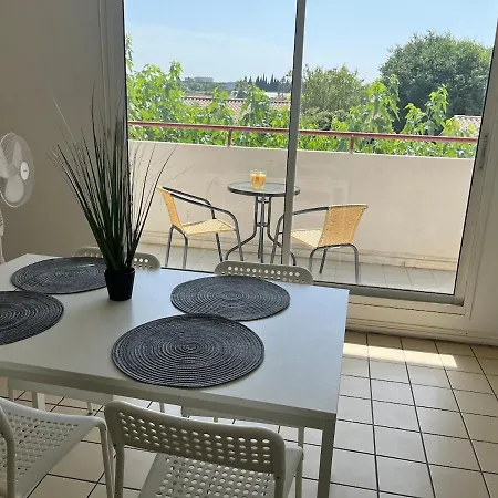 Lejlighed Appartement Nimes